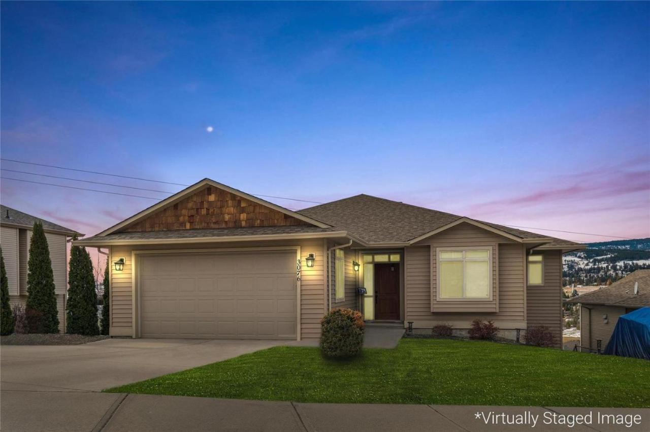 Peaceful And Spacious Lake View West Kelowna Exterior foto